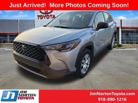 Silver 2024 Toyota Corolla Cross L for sale in Tulsa, OK