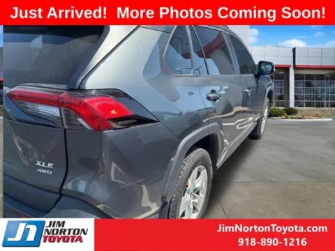 More photos of 2021 Toyota RAV4 XLE at Jim Norton Toyota, OK