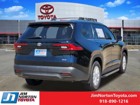 Another view of 2025 Toyota Grand Highlander XLE for sale in Tulsa, OK at Jim Norton Toyota
