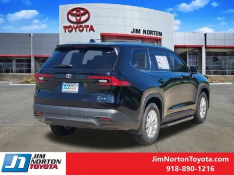 Another view of 2025 Toyota Grand Highlander XLE for sale in Tulsa, OK at Jim Norton Toyota