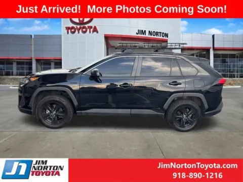 More photos of 2020 Toyota RAV4 Hybrid LE at Jim Norton Toyota, OK