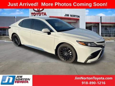 White 2023 Toyota Camry XSE for sale in Tulsa, OK