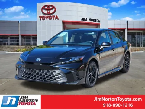 Another view of 2025 Toyota Camry SE for sale in Tulsa, OK at Jim Norton Toyota