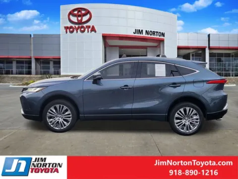 More photos of 2024 Toyota Venza XLE at Jim Norton Toyota, OK