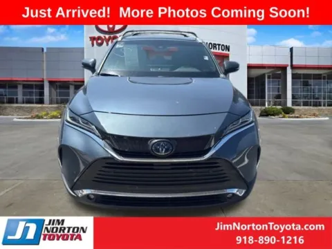 Photos of 2024 Toyota Venza XLE for sale in Tulsa, OK at Jim Norton Toyota