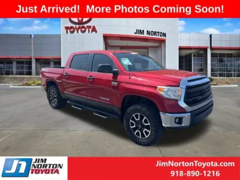 Red 2016 Toyota Tundra SR5 for sale in Tulsa, OK