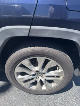 More photos of 2020 Toyota RAV4 XLE Premium at Jim Norton Toyota, OK