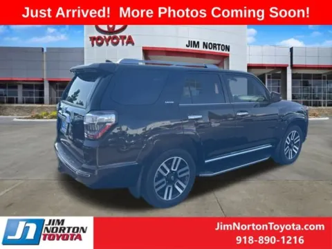 More photos of 2022 Toyota 4Runner Limited at Jim Norton Toyota, OK