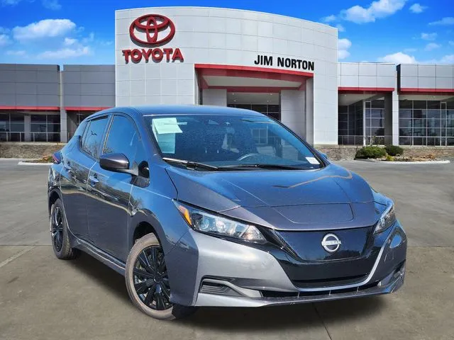 Gray 2023 Nissan Leaf S for sale in Tulsa, OK