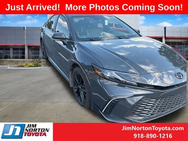 Gray 2025 Toyota Camry SE for sale in Tulsa, OK