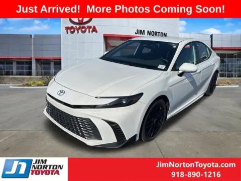 Another view of 2025 Toyota Camry SE for sale in Tulsa, OK at Jim Norton Toyota