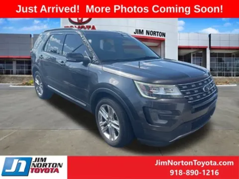 Gray 2016 Ford Explorer XLT for sale in Tulsa, OK