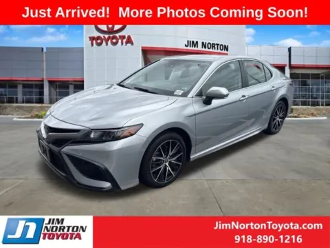 Another view of 2023 Toyota Camry SE for sale in Tulsa, OK at Jim Norton Toyota