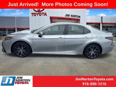 More photos of 2023 Toyota Camry SE at Jim Norton Toyota, OK
