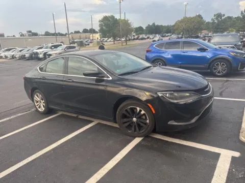 Black 2015 Chrysler 200 Limited for sale in Tulsa, OK
