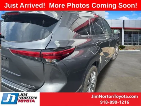 Another view of 2023 Toyota Highlander Platinum for sale in Tulsa, OK at Jim Norton Toyota