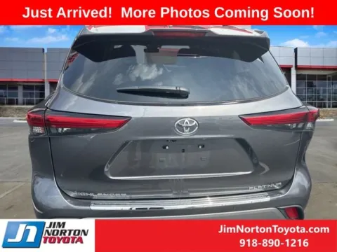 More photos of 2023 Toyota Highlander Platinum at Jim Norton Toyota, OK