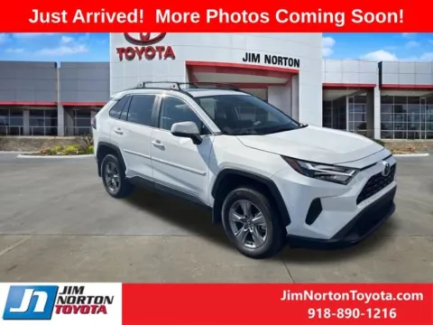 White 2024 Toyota RAV4 XLE for sale in Tulsa, OK