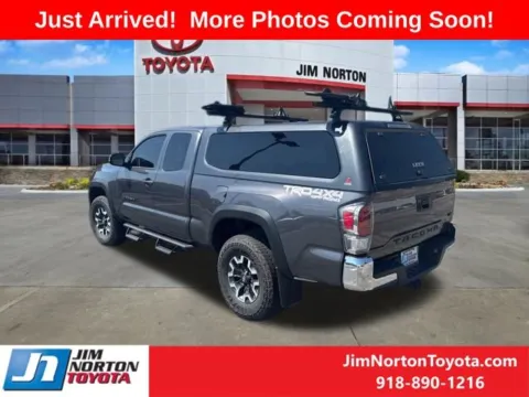 More photos of 2023 Toyota Tacoma TRD Off-Road at Jim Norton Toyota, OK
