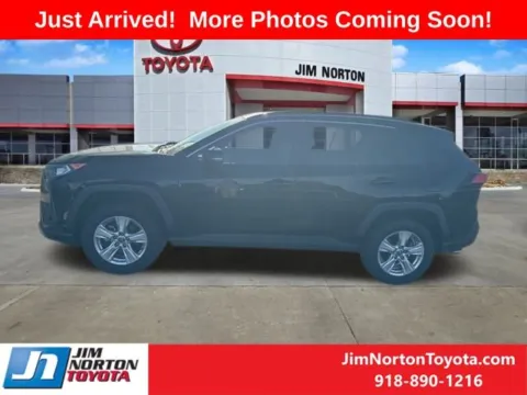 More photos of 2021 Toyota RAV4 XLE at Jim Norton Toyota, OK