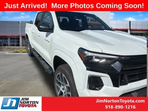 White 2023 Chevrolet Colorado Z71 for sale in Tulsa, OK
