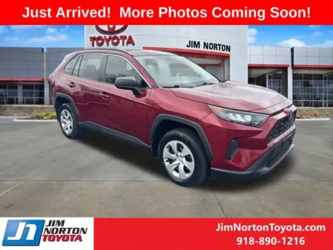 Red 2020 Toyota RAV4 LE for sale in Tulsa, OK