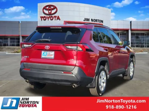 More photos of 2020 Toyota RAV4 LE at Jim Norton Toyota, OK