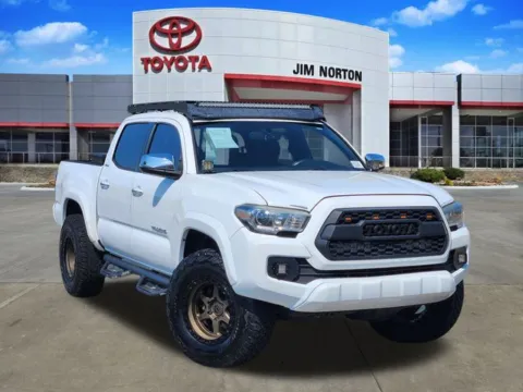 White 2017 Toyota Tacoma Limited for sale in Tulsa, OK