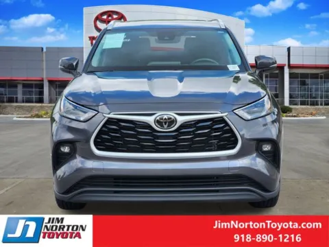 Photos of 2024 Toyota Highlander XLE for sale in Tulsa, OK at Jim Norton Toyota