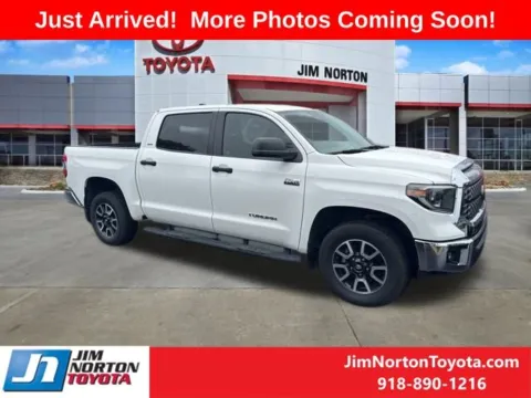 White 2020 Toyota Tundra SR5 for sale in Tulsa, OK