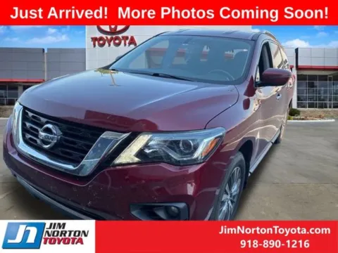 Photos of 2020 Nissan Pathfinder SV for sale in Tulsa, OK at Jim Norton Toyota