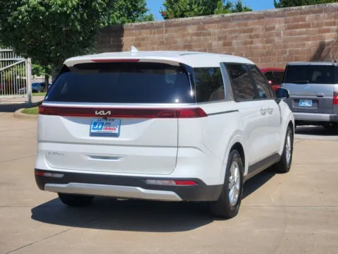 More photos of 2023 Kia Carnival LX at Jim Norton Toyota, OK