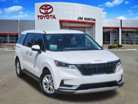 White 2023 Kia Carnival LX for sale in Tulsa, OK