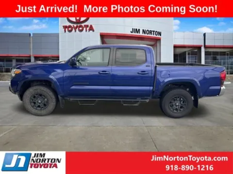 More photos of 2022 Toyota Tacoma SR5 at Jim Norton Toyota, OK