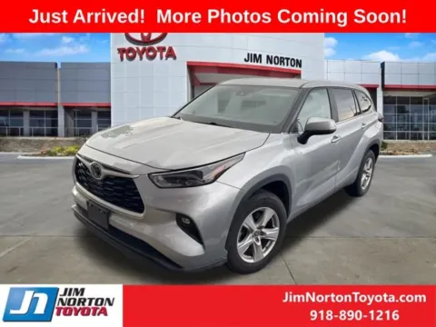 Photos of 2023 Toyota Highlander LE for sale in Tulsa, OK at Jim Norton Toyota