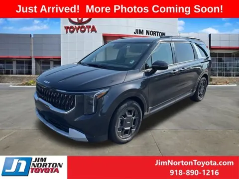 Photos of 2025 Kia Carnival Hybrid EX for sale in Tulsa, OK at Jim Norton Toyota