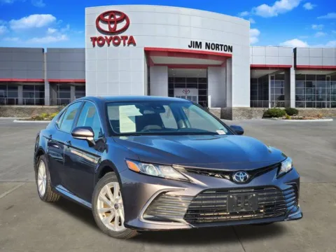 Gray 2023 Toyota Camry LE for sale in Tulsa, OK