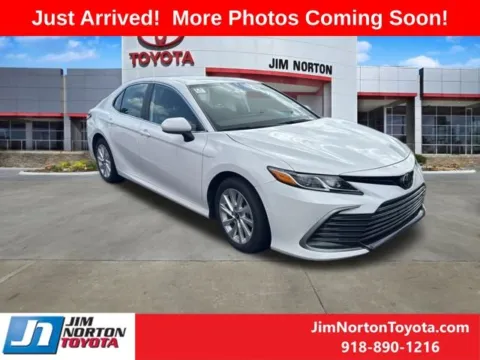 White 2023 Toyota Camry LE for sale in Tulsa, OK