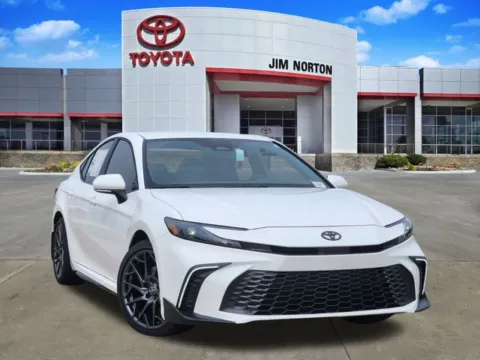 White 2025 Toyota Camry SE for sale in Tulsa, OK