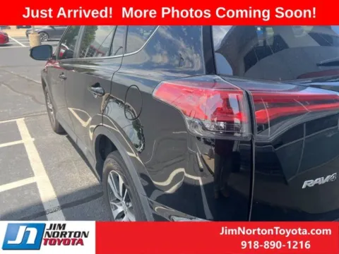 More photos of 2017 Toyota RAV4 XLE at Jim Norton Toyota, OK