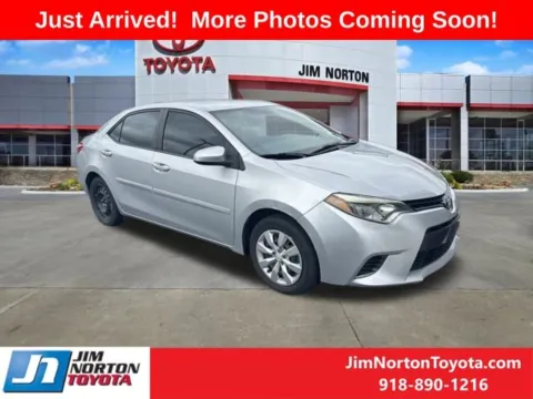 Silver 2016 Toyota Corolla LE for sale in Tulsa, OK