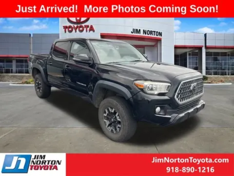 Black 2019 Toyota Tacoma TRD Off-Road for sale in Tulsa, OK