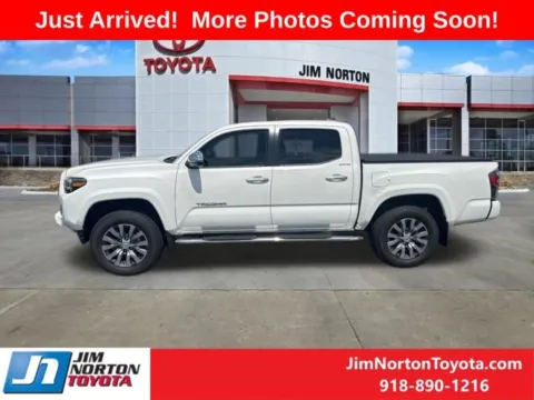 More photos of 2023 Toyota Tacoma Limited at Jim Norton Toyota, OK