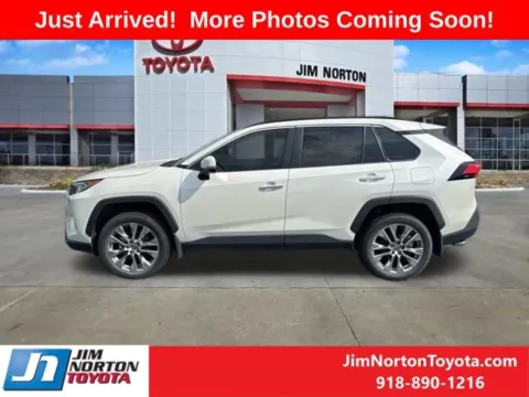 More photos of 2021 Toyota RAV4 Limited at Jim Norton Toyota, OK