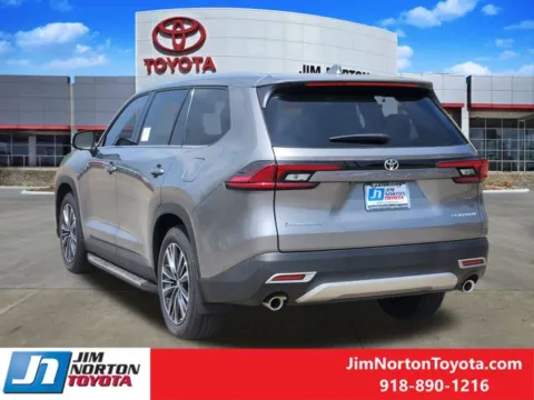 More photos of 2025 Toyota Grand Highlander Hybrid MAX Platinum at Jim Norton Toyota, OK