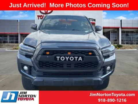 More photos of 2016 Toyota Tacoma TRD Off-Road at Jim Norton Toyota, OK