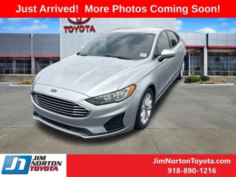 Another view of 2019 Ford Fusion Hybrid SE for sale in Tulsa, OK at Jim Norton Toyota
