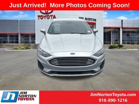 Photos of 2019 Ford Fusion Hybrid SE for sale in Tulsa, OK at Jim Norton Toyota