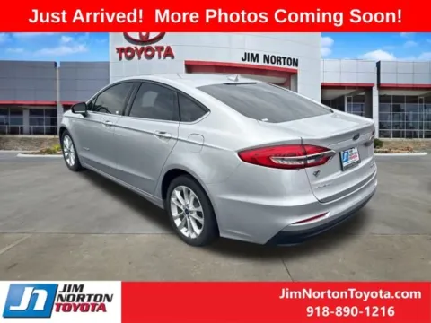 More photos of 2019 Ford Fusion Hybrid SE at Jim Norton Toyota, OK