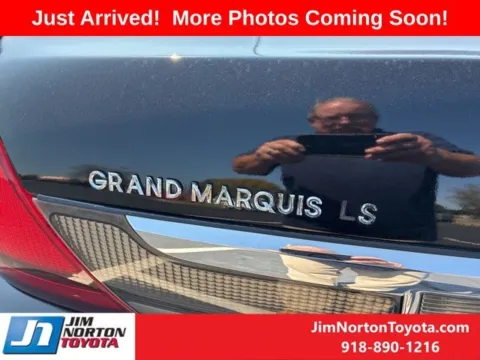 More photos of 2011 Mercury Grand Marquis LS at Jim Norton Toyota, OK